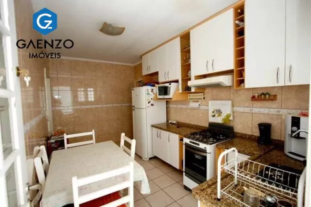 Casa à venda com 3 quartos, 150m² - Foto 4