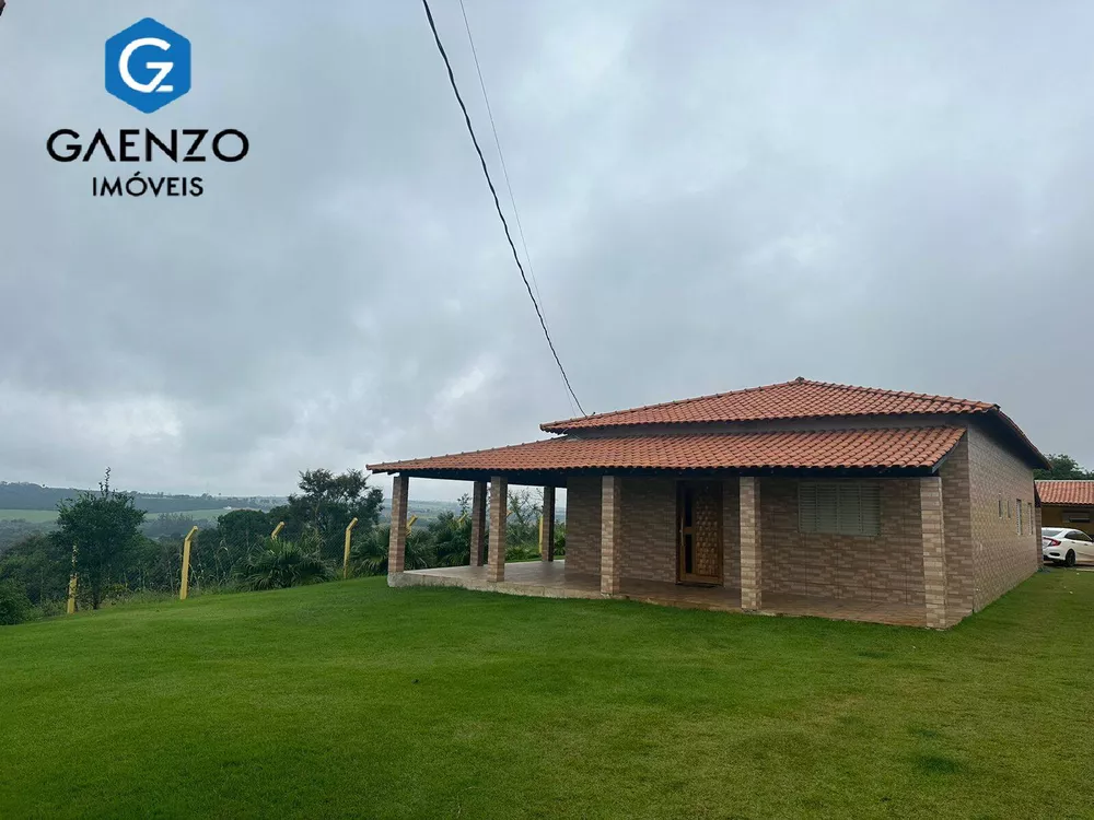 Fazenda à venda com 3 quartos, 245m² - Foto 8