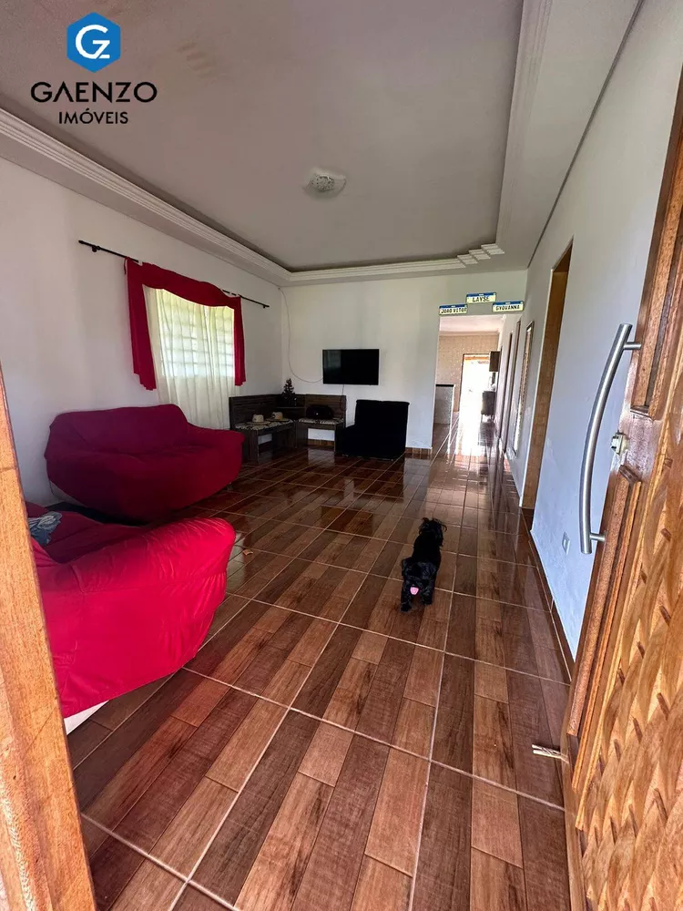 Fazenda à venda com 3 quartos, 245m² - Foto 13