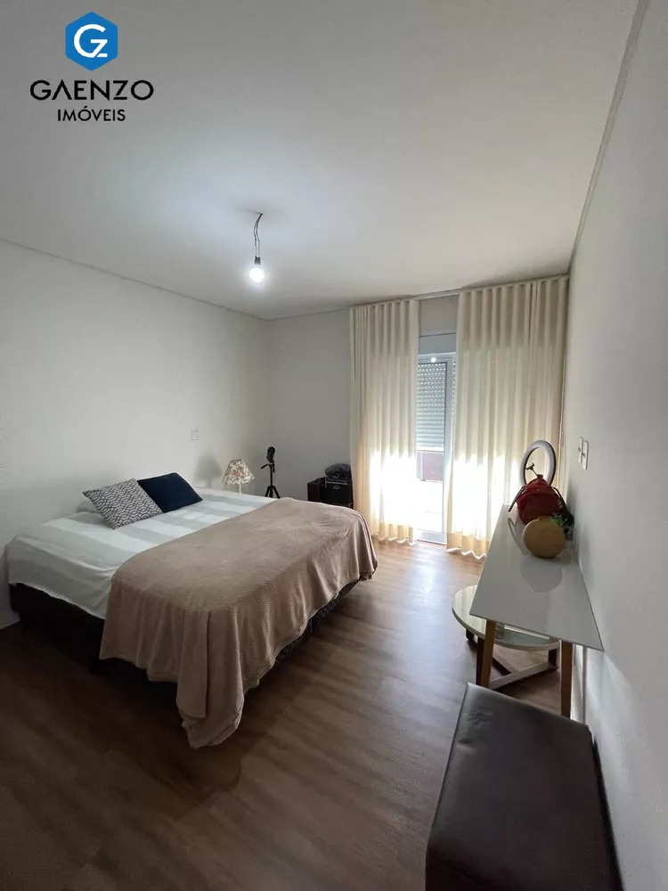 Casa de Condomínio à venda com 5 quartos, 309m² - Foto 19