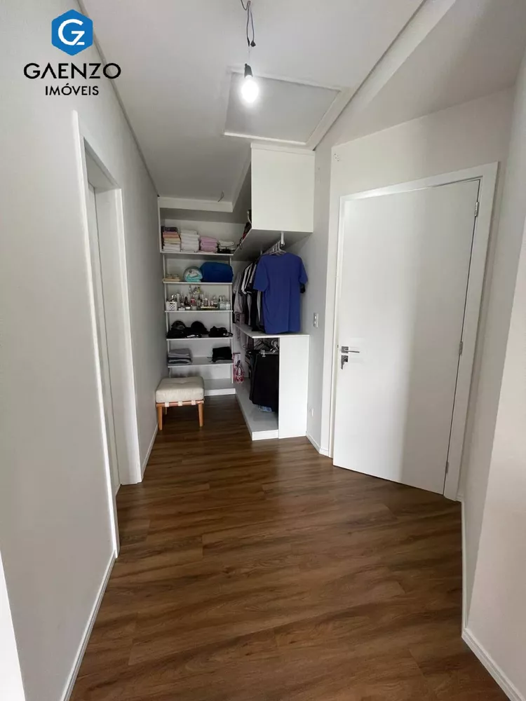 Casa de Condomínio à venda com 5 quartos, 309m² - Foto 2