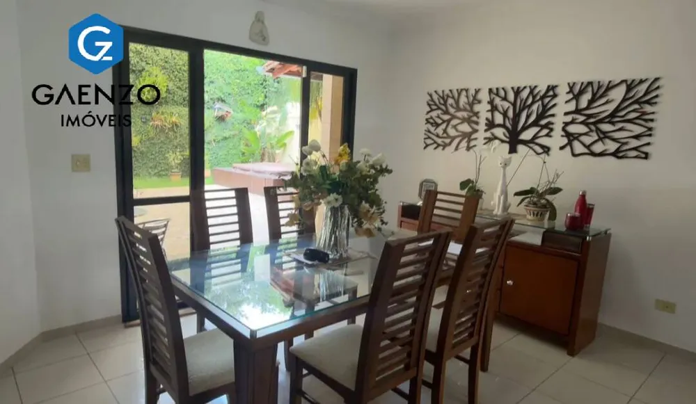 Sobrado, 3 quartos, 380 m² - Foto 1