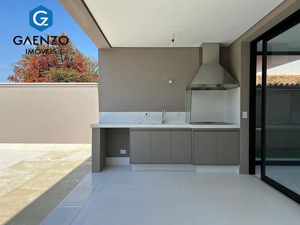 Casa de Condomínio à venda com 4 quartos, 560m² - Foto 4