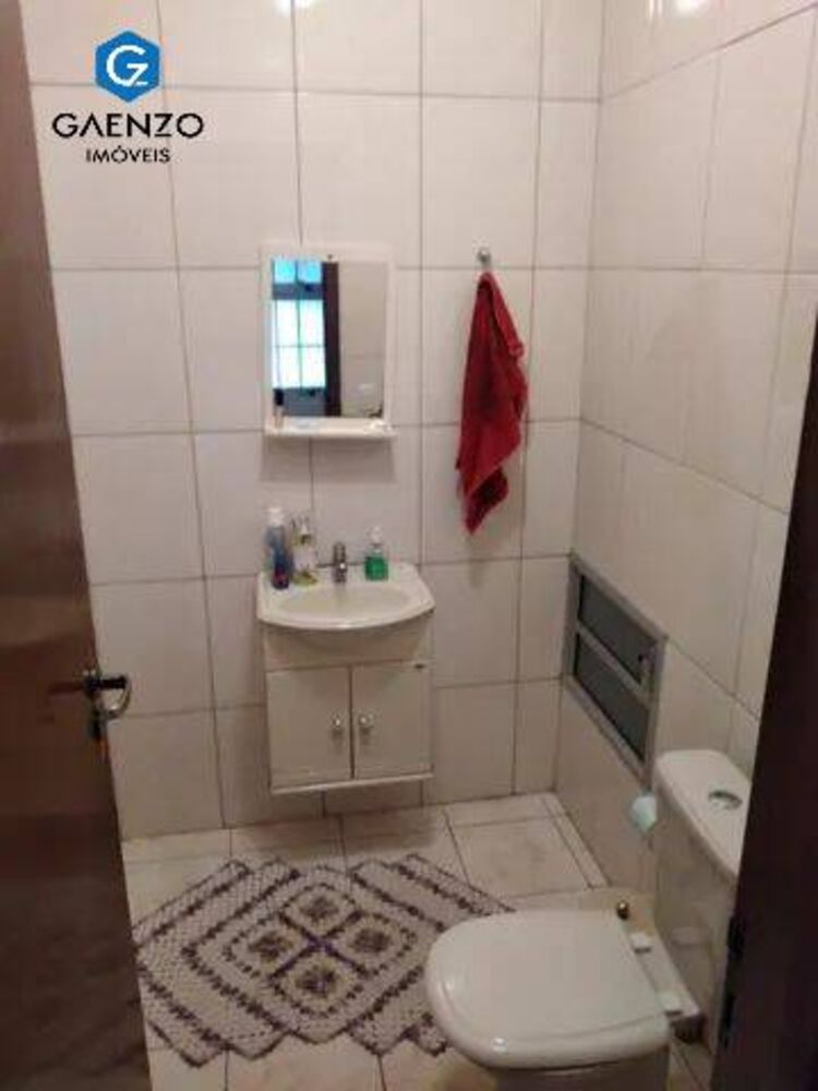 Sobrado, 3 quartos, 228 m² - Foto 1