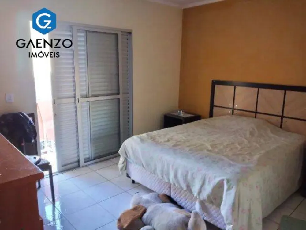 Sobrado, 3 quartos, 228 m² - Foto 4