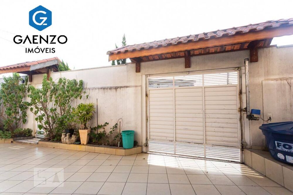 Sobrado à venda com 3 quartos, 277m² - Foto 2