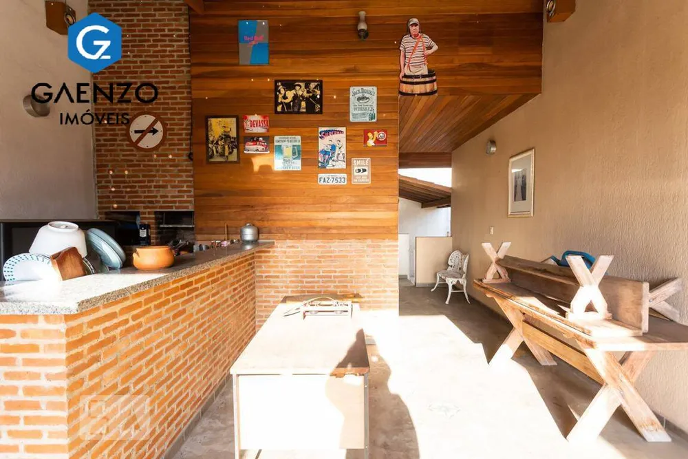 Sobrado, 3 quartos, 277 m² - Foto 1