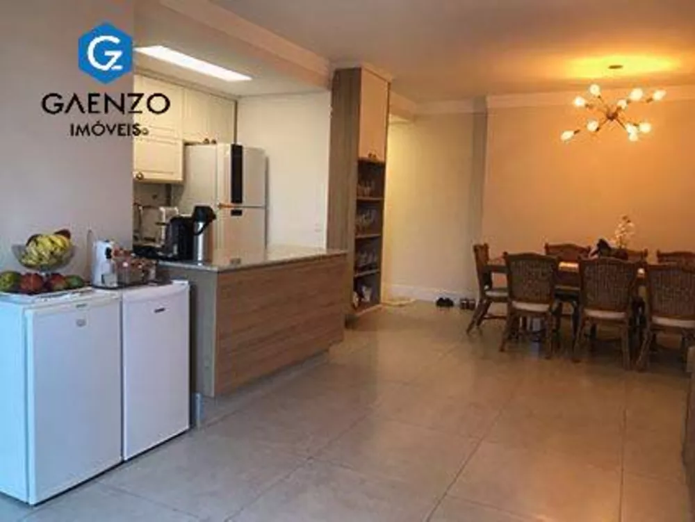 Apartamento à venda com 3 quartos, 110m² - Foto 4