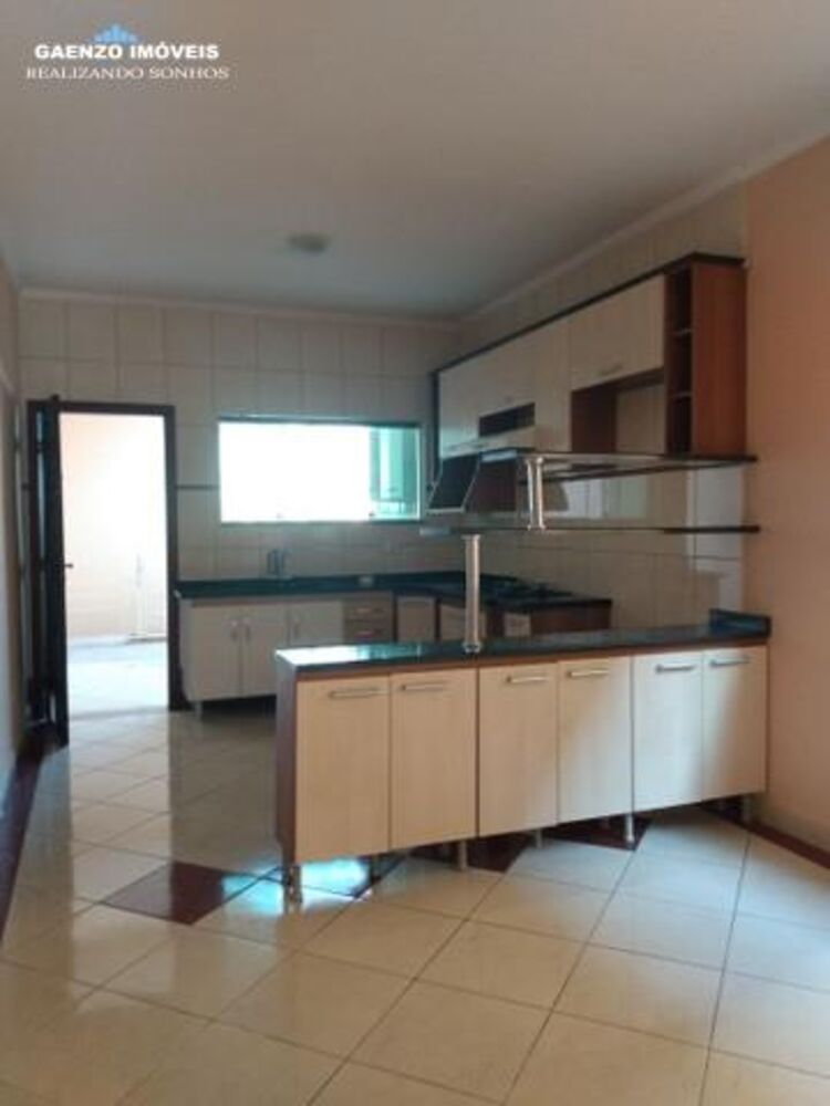 Sobrado, 4 quartos, 200 m² - Foto 2