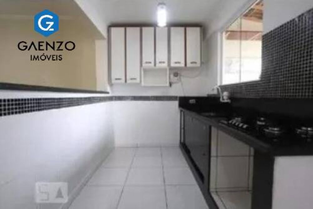 Casa, 8 quartos, 327 m² - Foto 2