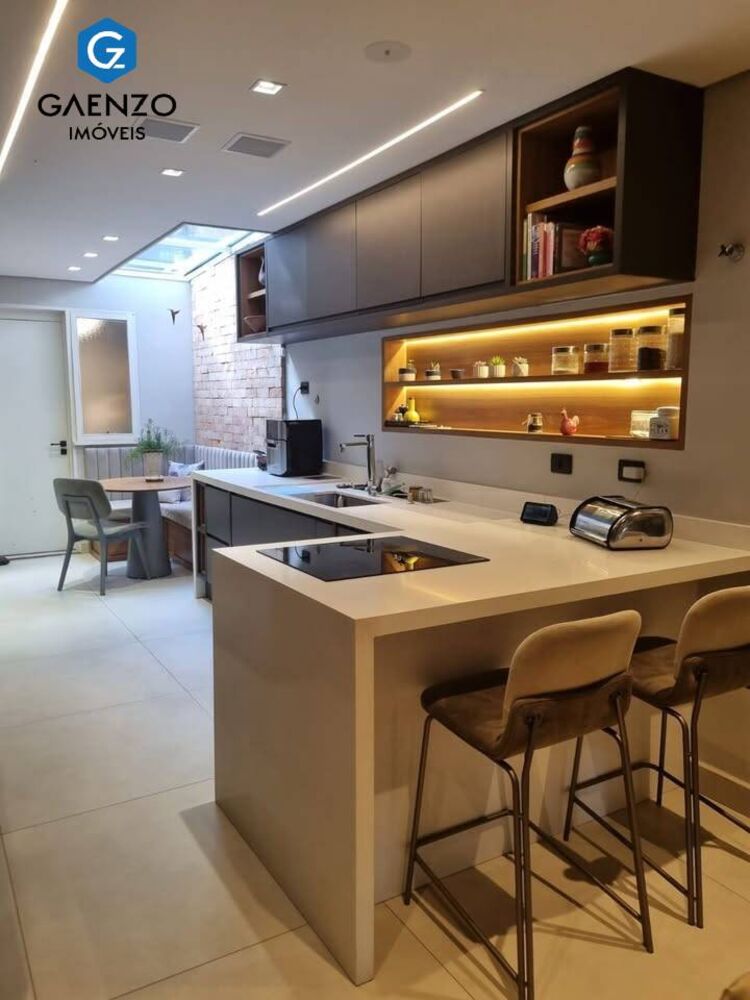 Casa, 3 quartos, 200 m² - Foto 12