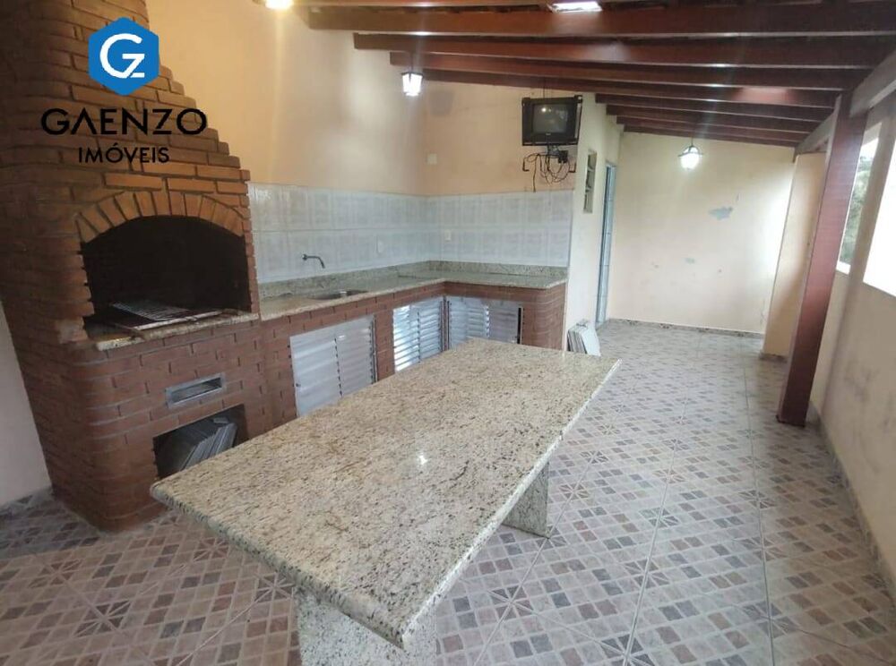 Sobrado à venda com 3 quartos, 170m² - Foto 1