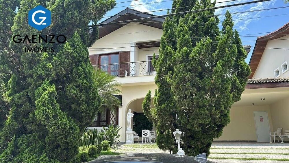 Casa de Condomínio à venda com 4 quartos, 420m² - Foto 1