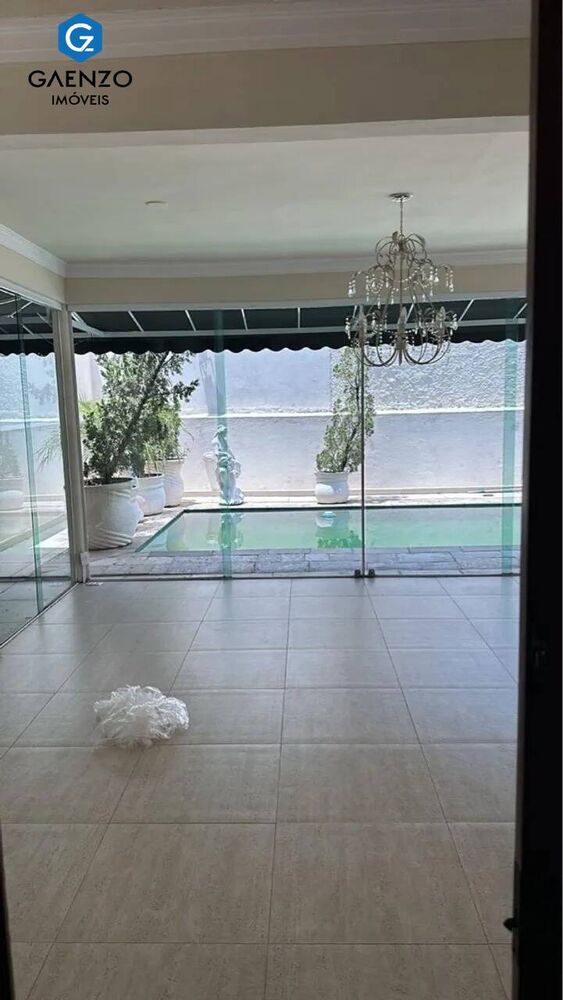Casa de Condomínio à venda com 4 quartos, 420m² - Foto 2