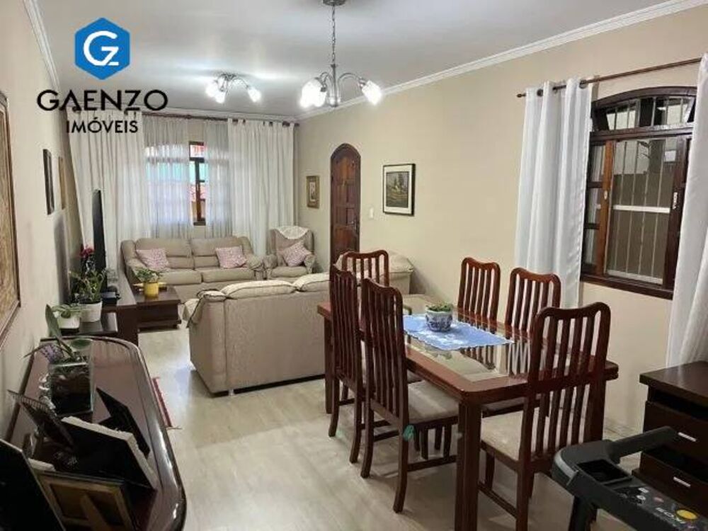 Sobrado à venda com 3 quartos, 200m² - Foto 3