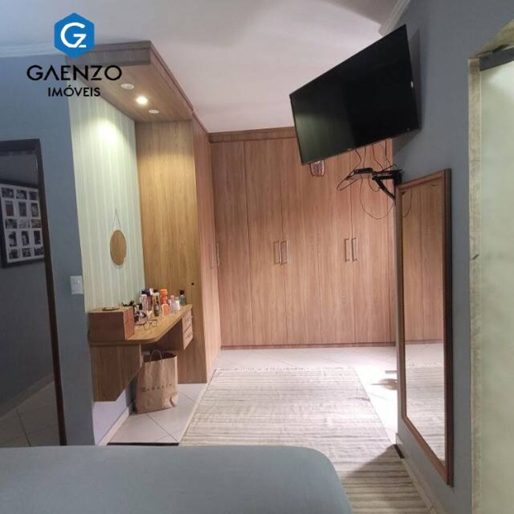 Casa, 3 quartos, 170 m² - Foto 2
