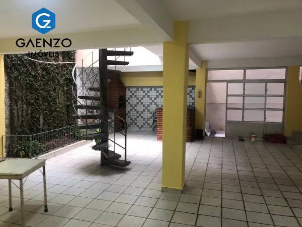 Casa, 3 quartos, 260 m² - Foto 1