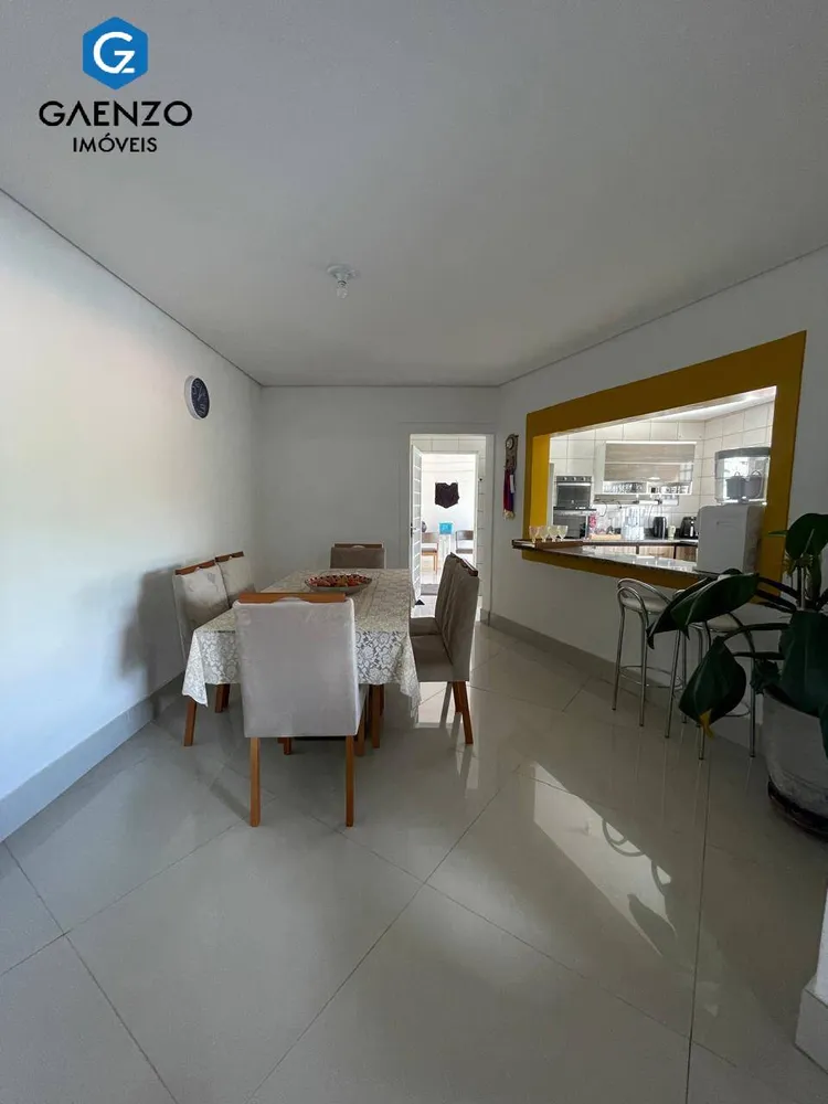 Casa, 3 quartos, 3700 m² - Foto 8