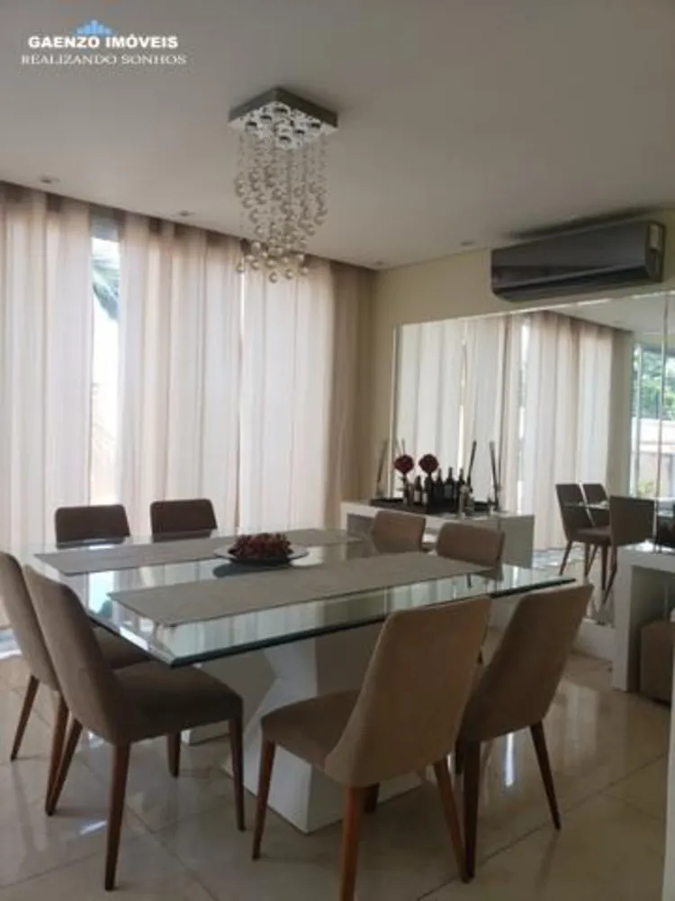 Casa, 4 quartos, 340 m² - Foto 1