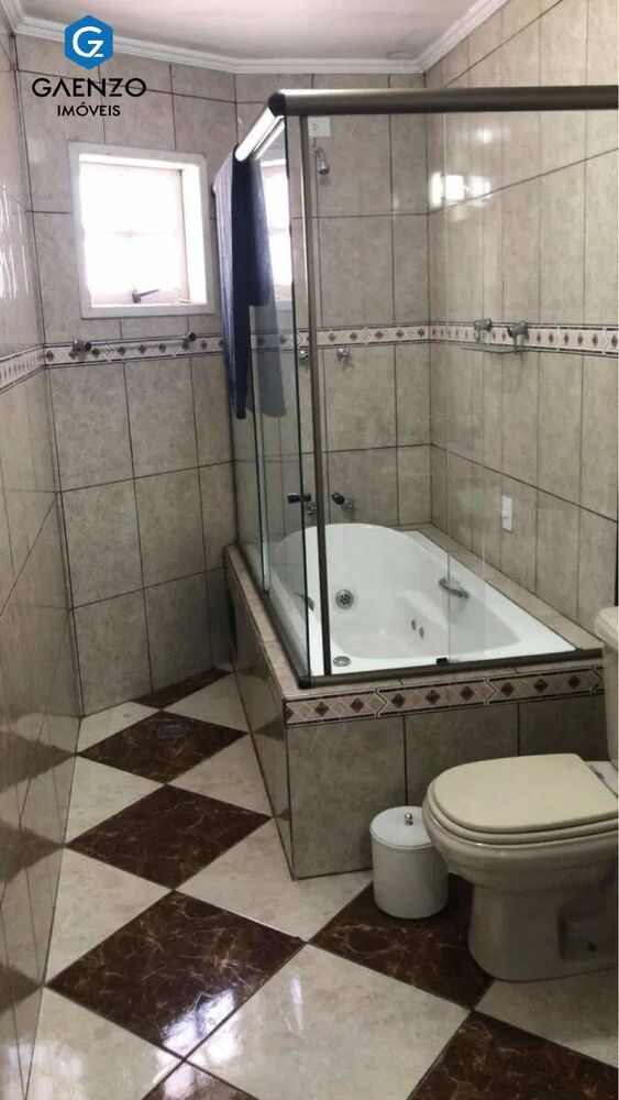 Sobrado, 3 quartos, 225 m² - Foto 2