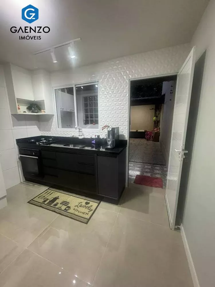 Sobrado à venda com 2 quartos, 75m² - Foto 5