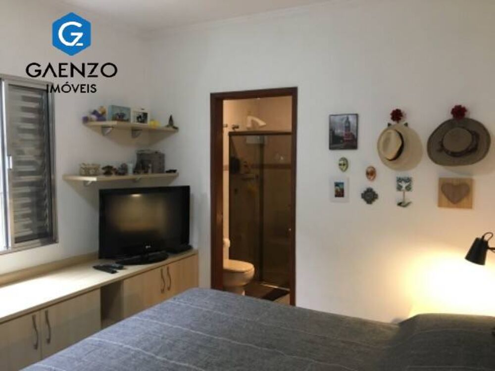 Casa, 4 quartos, 253 m² - Foto 11