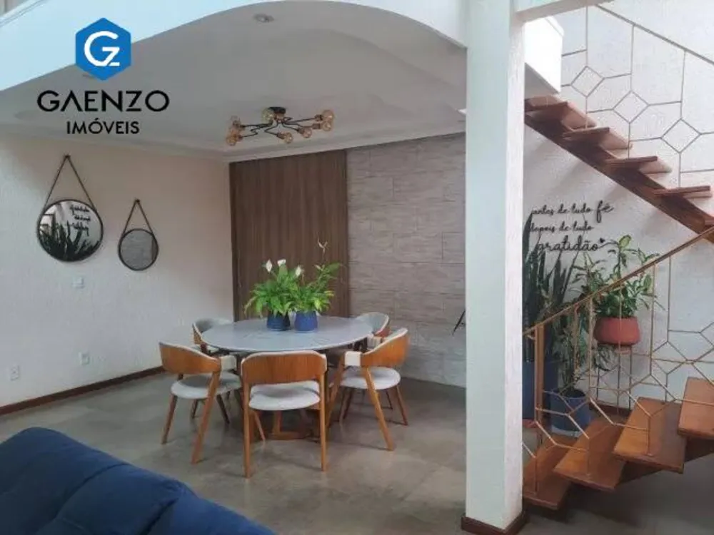 Chácara, 3 quartos, 295 m² - Foto 3