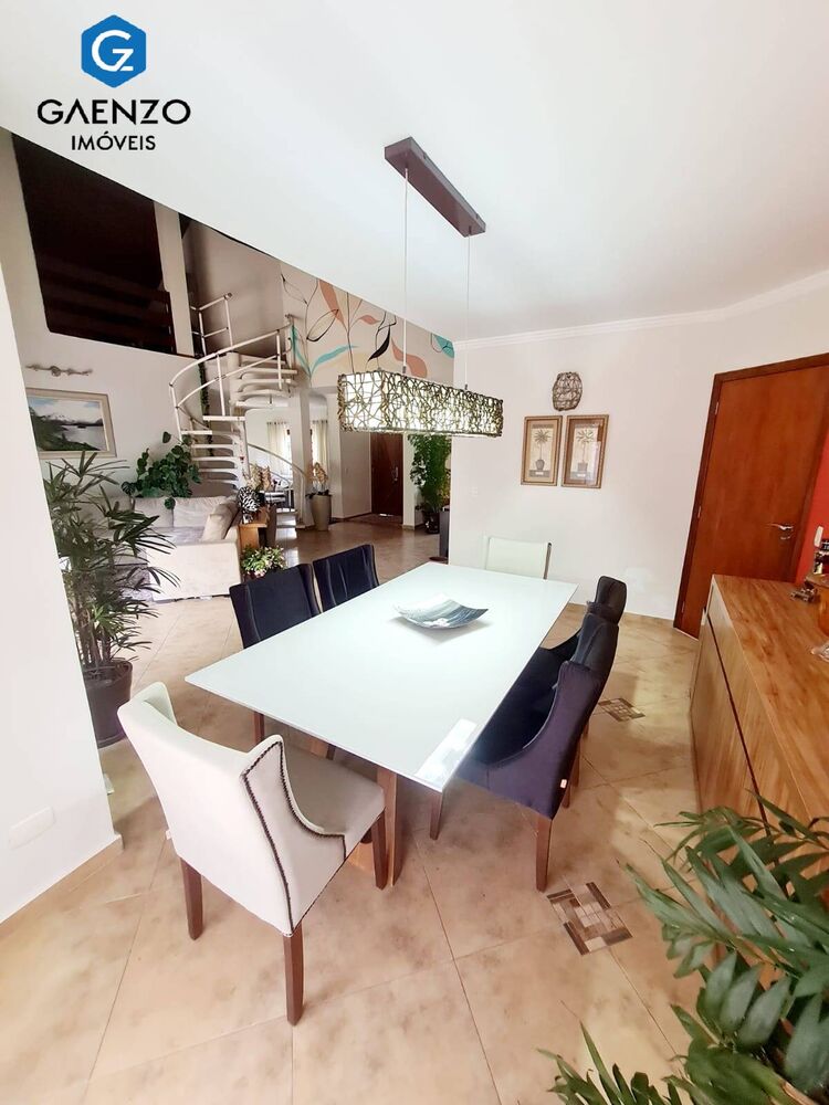 Casa, 3 quartos, 323 m² - Foto 26
