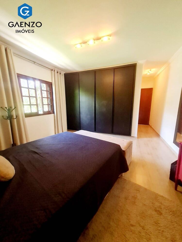 Casa, 3 quartos, 323 m² - Foto 39