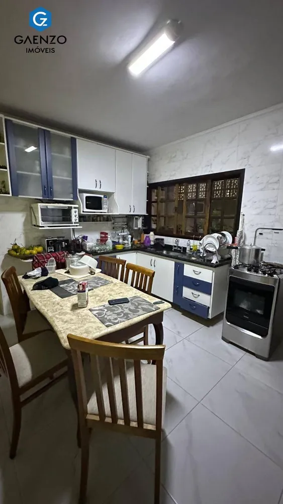 Sobrado, 3 quartos, 220 m² - Foto 2