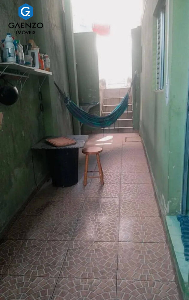 Sobrado à venda com 2 quartos, 120m² - Foto 4