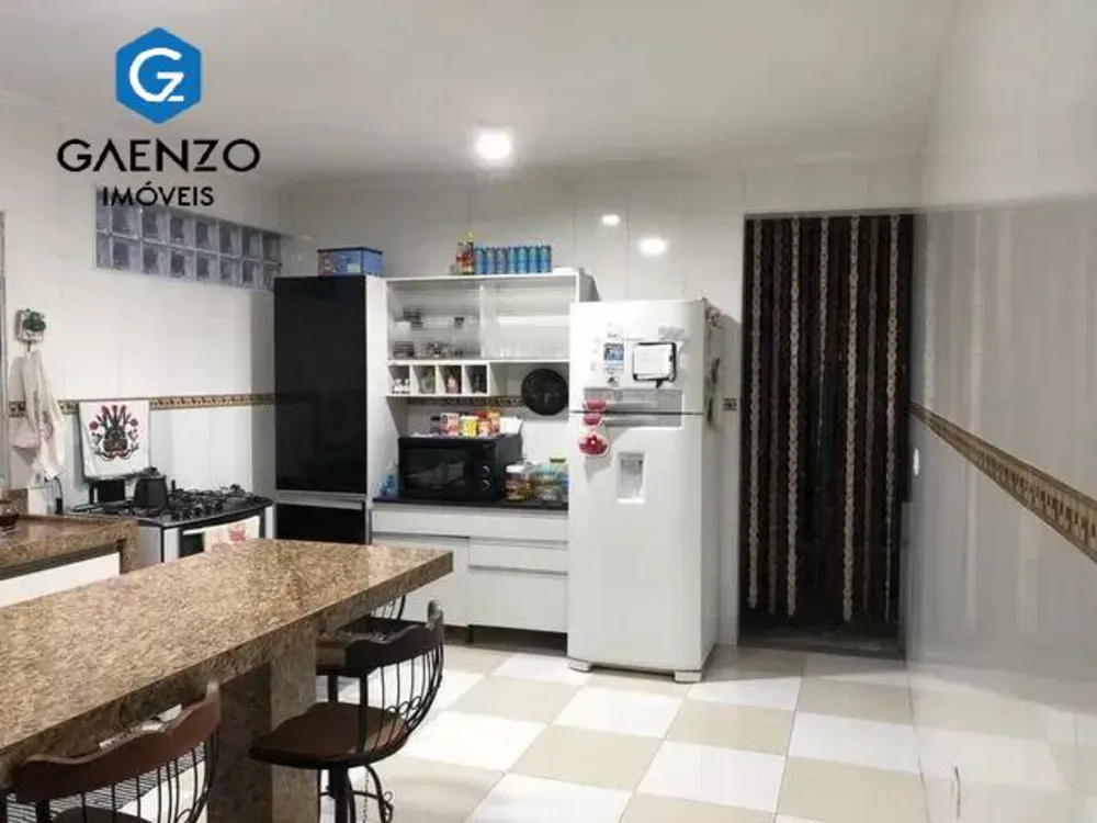 Sobrado, 3 quartos, 244 m² - Foto 7