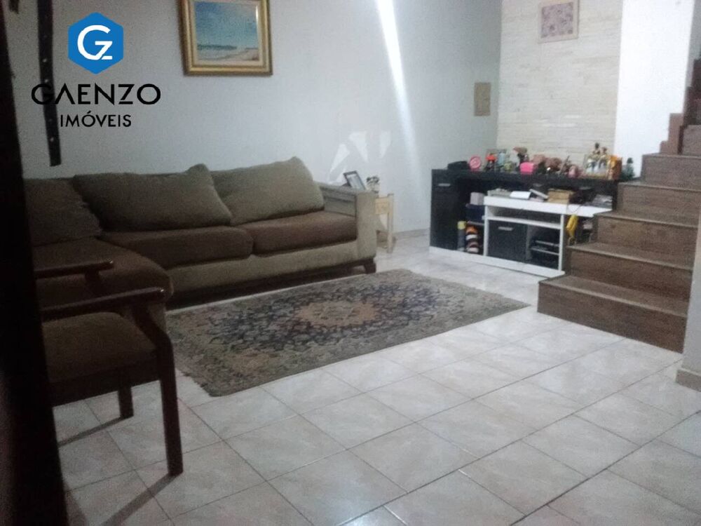 Casa, 3 quartos, 242 m² - Foto 8