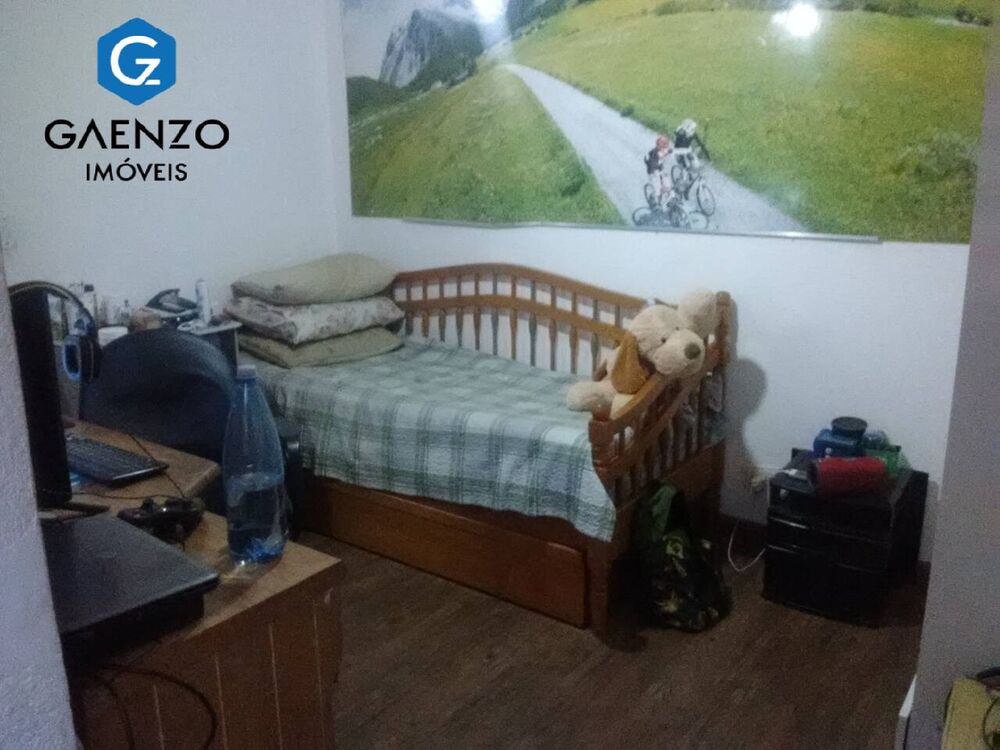 Casa, 3 quartos, 242 m² - Foto 3