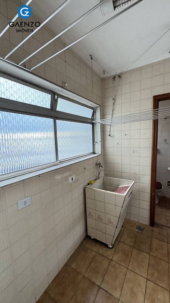 Apartamento à venda com 3 quartos, 157m² - Foto 3