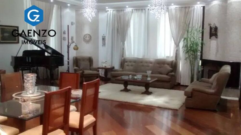 Casa, 4 quartos, 560 m² - Foto 1