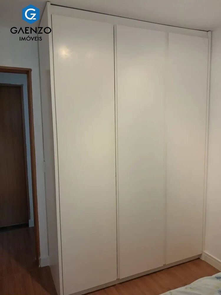 Apartamento à venda com 2 quartos, 57m² - Foto 15