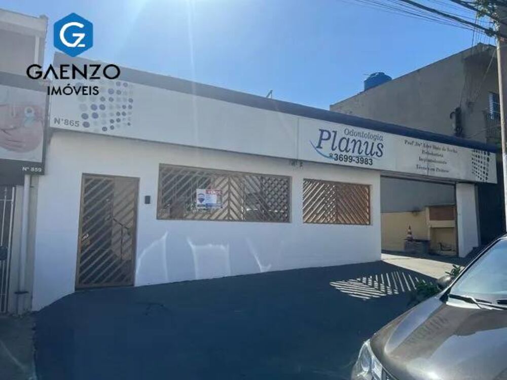 Casa à venda com 4 quartos, 487m² - Foto 1