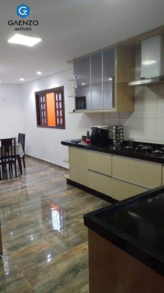 Sobrado, 3 quartos, 329 m² - Foto 7
