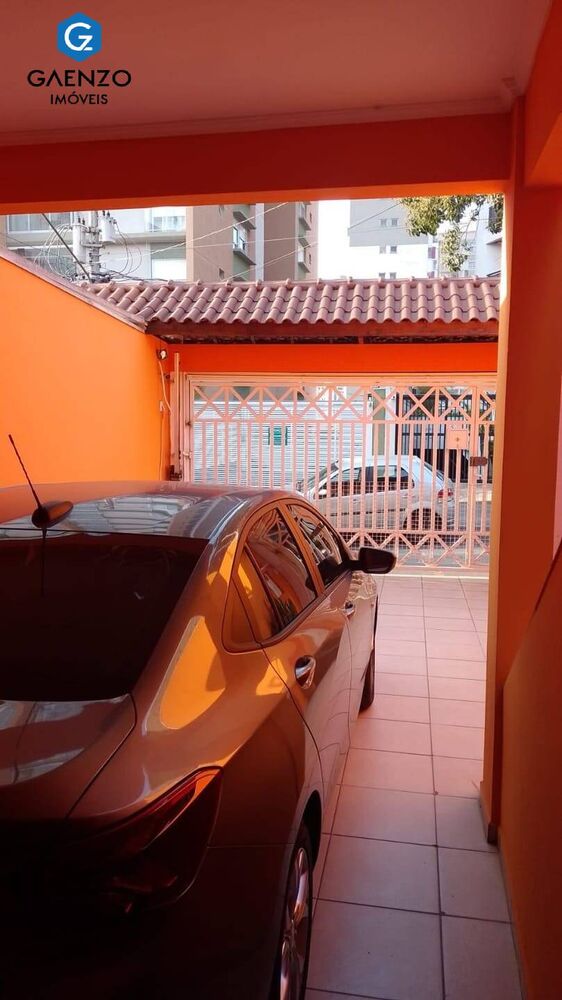 Sobrado, 3 quartos, 329 m² - Foto 1