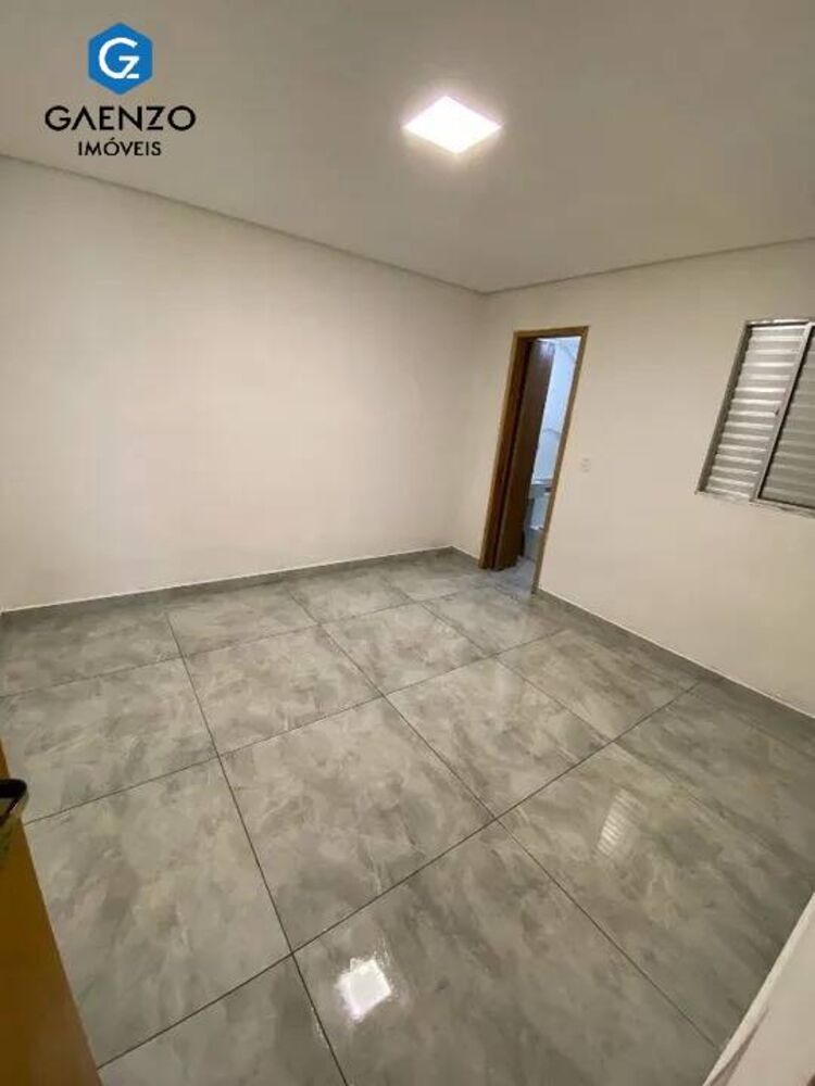 Casa à venda com 1 quarto, 101m² - Foto 2
