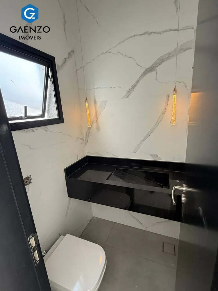 Casa, 4 quartos, 259 m² - Foto 8