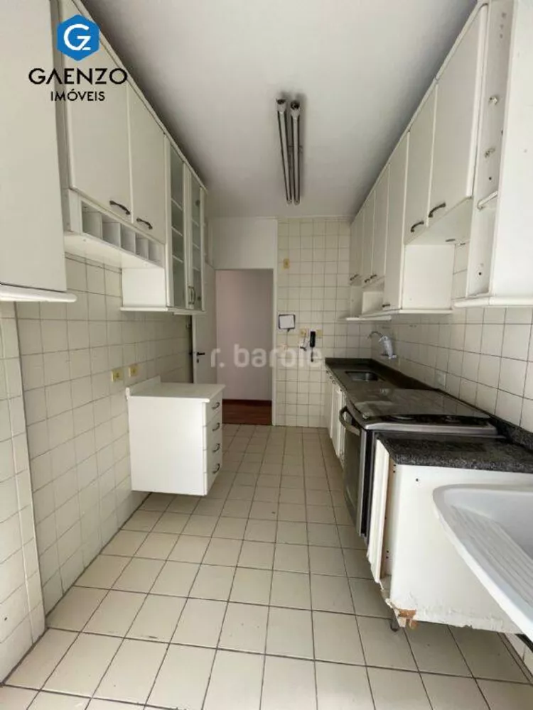 Apartamento à venda com 2 quartos, 74m² - Foto 3