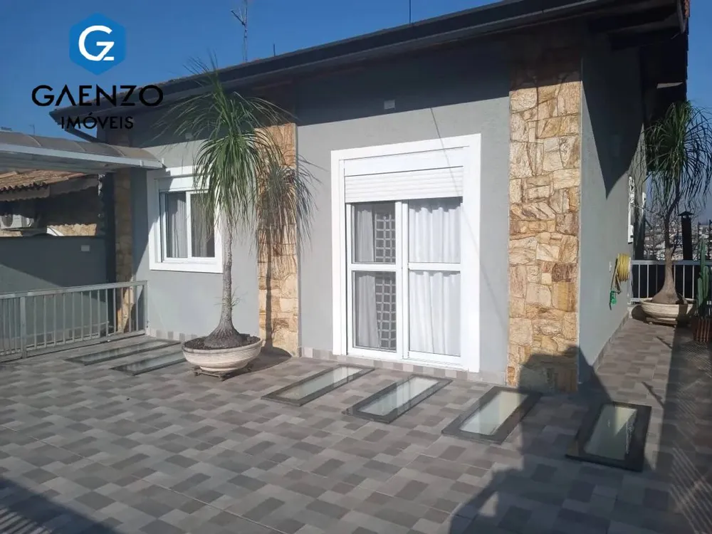 Sobrado, 3 quartos, 190 m² - Foto 1