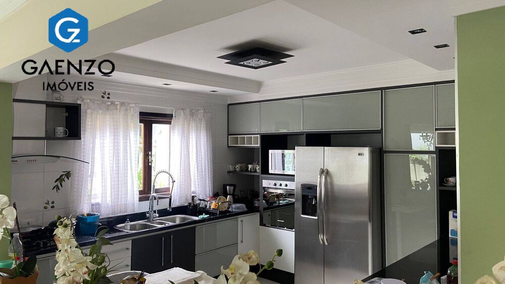 Casa, 3 quartos, 450 m² - Foto 2
