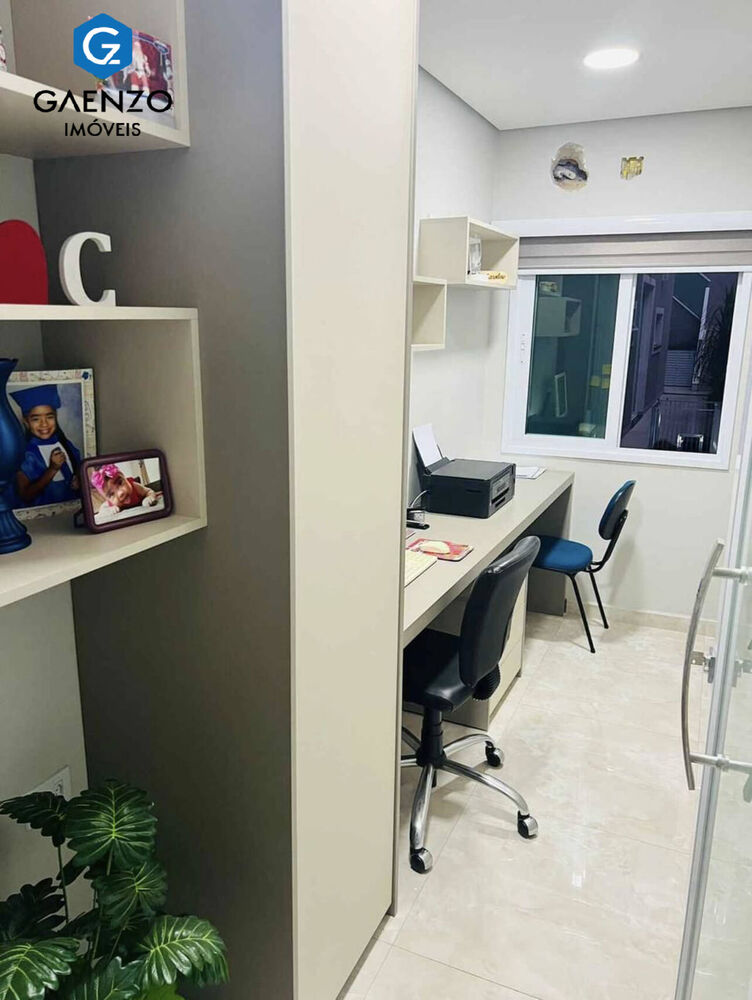 Casa de Condomínio à venda com 3 quartos, 220m² - Foto 4