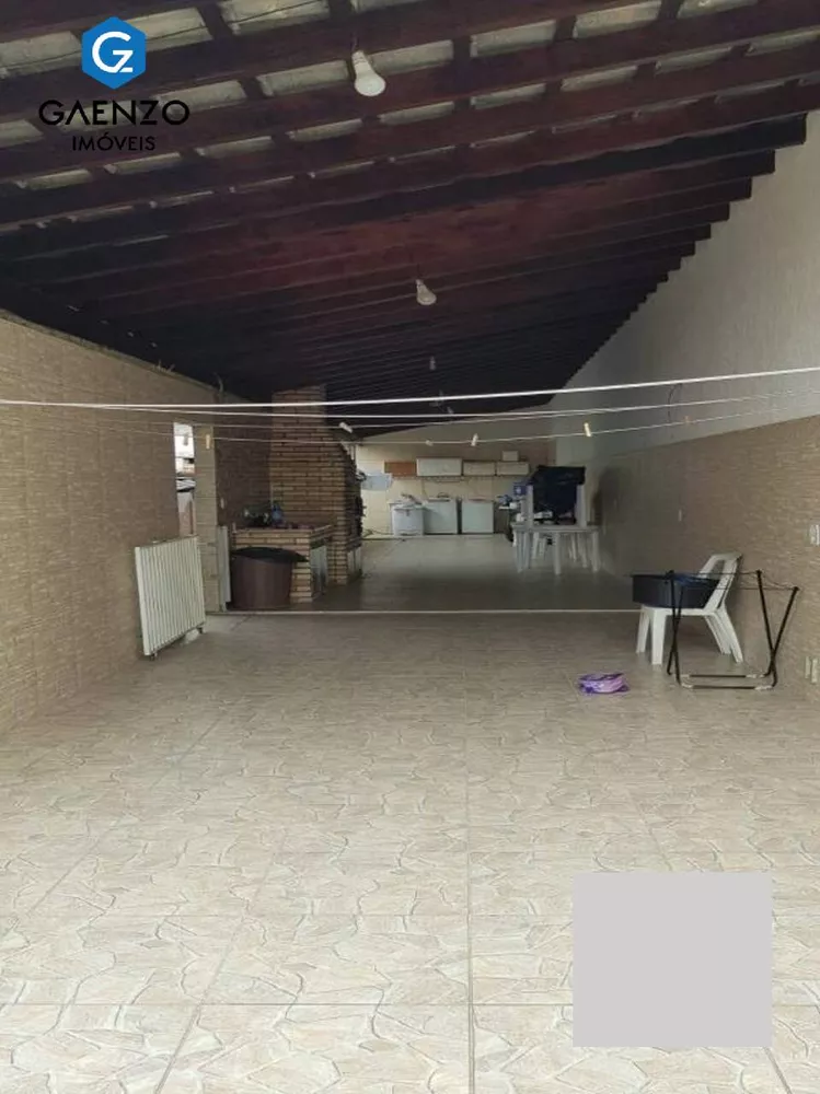 Sobrado à venda com 3 quartos, 238m² - Foto 12