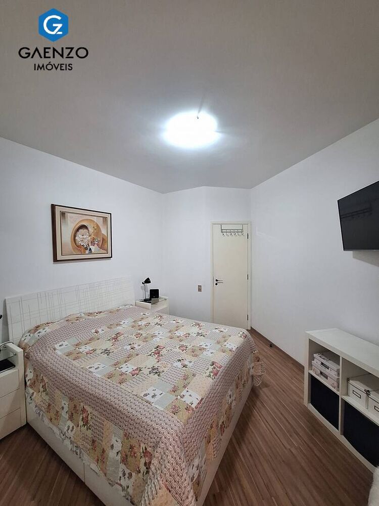 Apartamento, 3 quartos, 579 m² - Foto 2