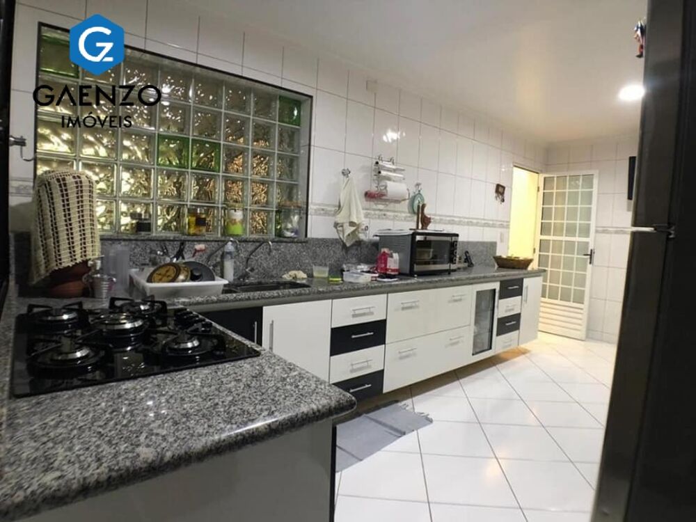 Sobrado, 5 quartos, 247 m² - Foto 3