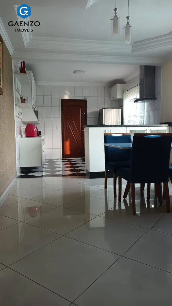 Sobrado, 3 quartos, 210 m² - Foto 1
